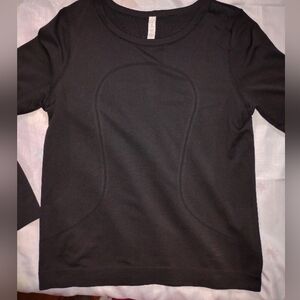 Lululemon Black Long Sleeve Top